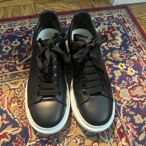 Alexander McQueen Sneakers Size 8 (41 EU)